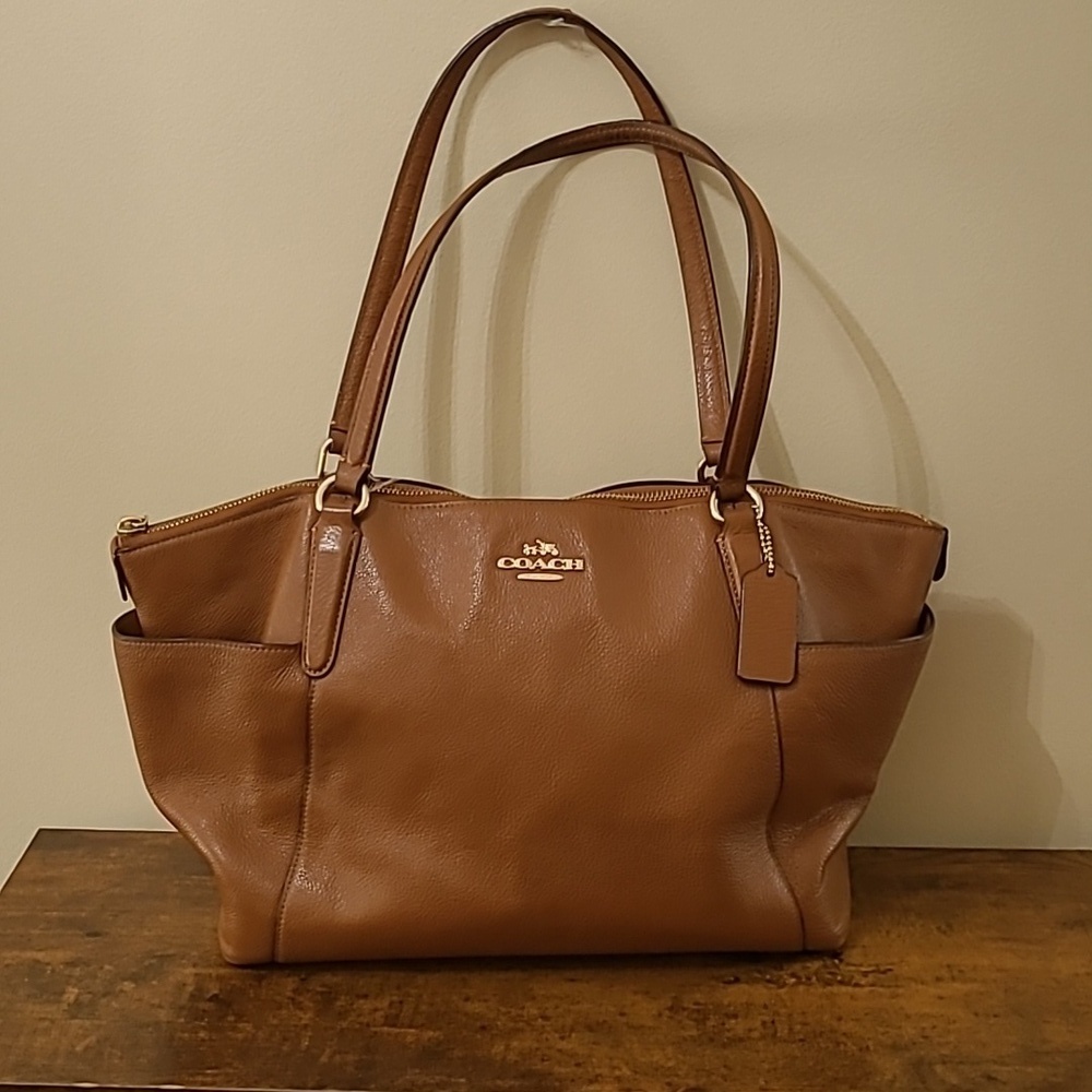 Coach Tan Leather Tote Bag with Dust Bag